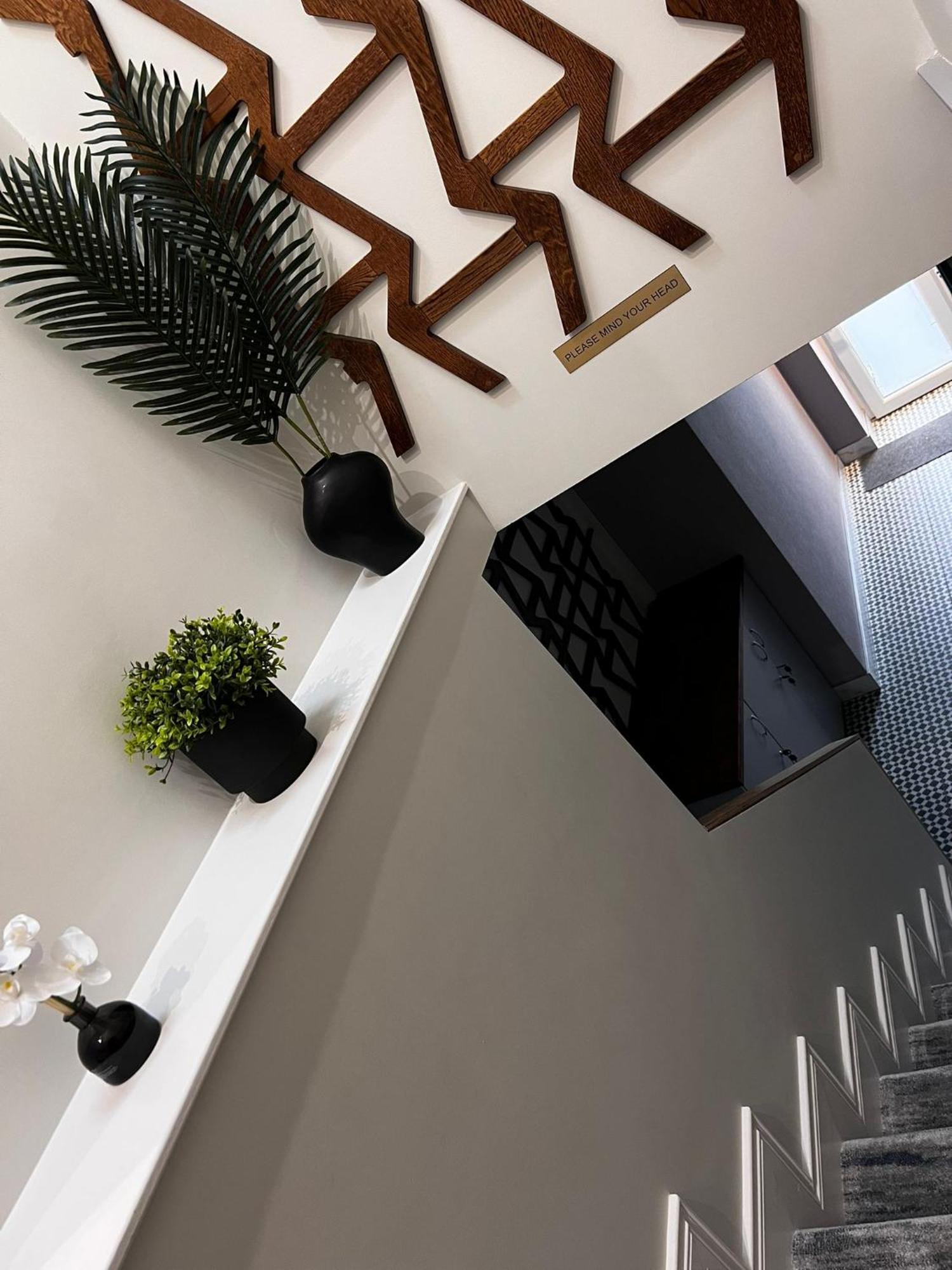 53 Luxury Rooms Мэйнут Номер фото
